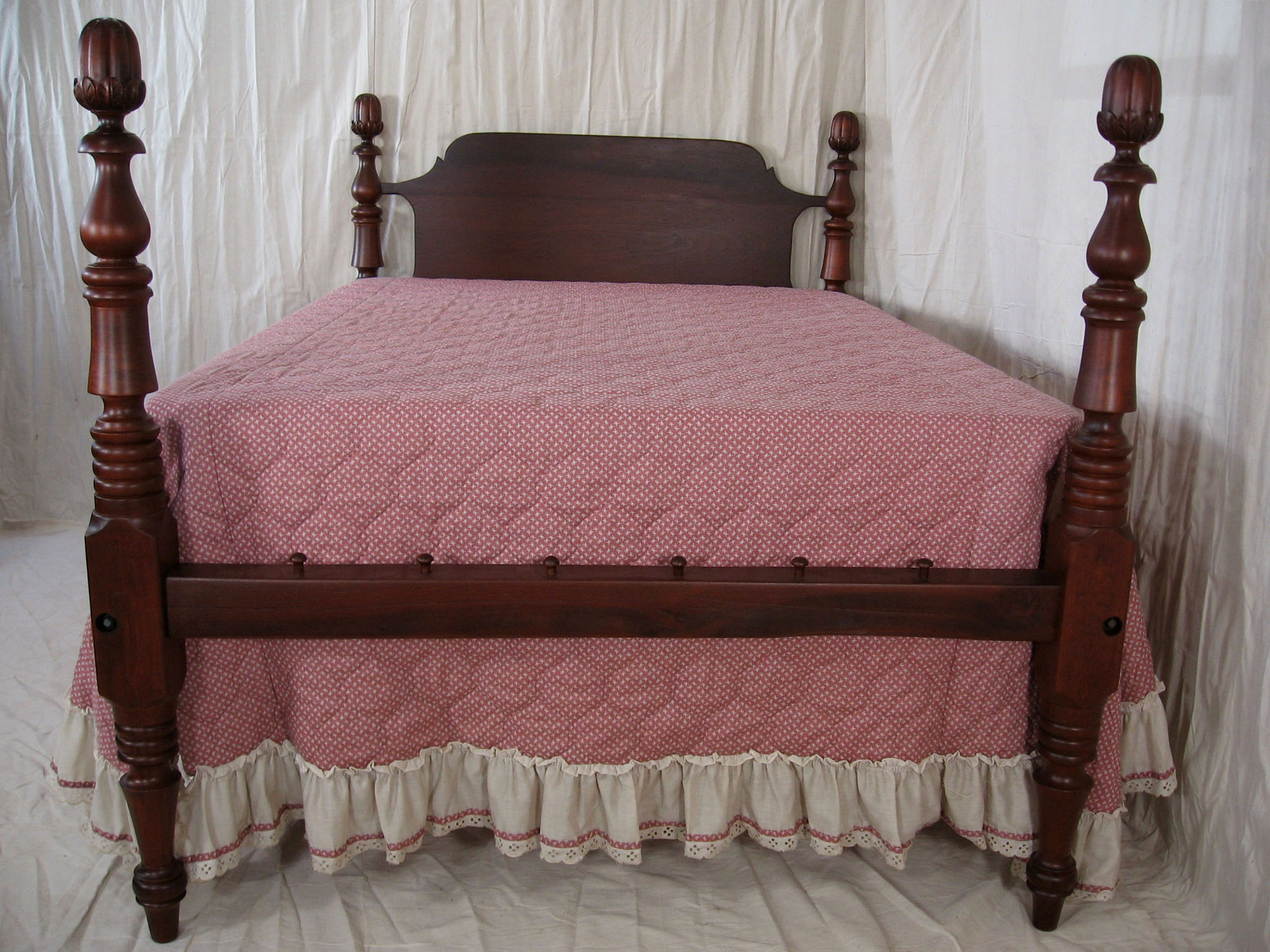 Full Size Low Post Beds